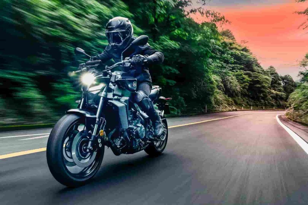 Yamaha MT-09 Y-AMT First Look